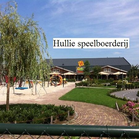 Herkenhoek 5 Bedroom Apartment Heeswijk-Dinther エクステリア 写真
