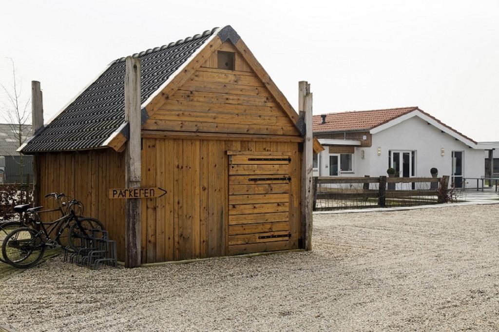 Herkenhoek 5 Bedroom Apartment Heeswijk-Dinther エクステリア 写真