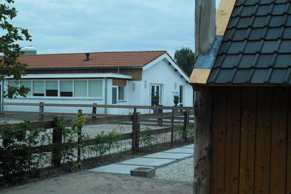 Herkenhoek 5 Bedroom Apartment Heeswijk-Dinther エクステリア 写真