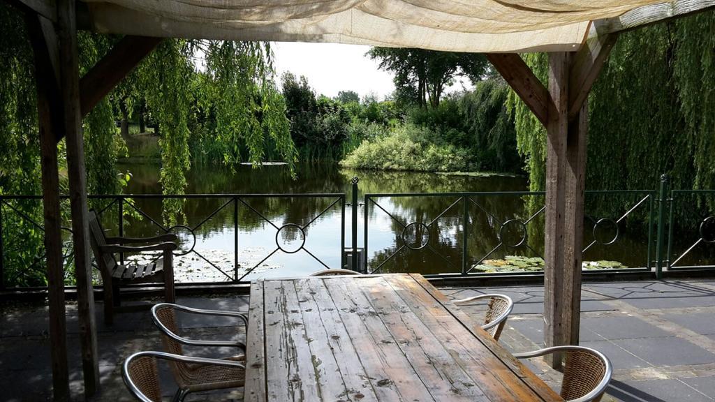 Herkenhoek 5 Bedroom Apartment Heeswijk-Dinther エクステリア 写真